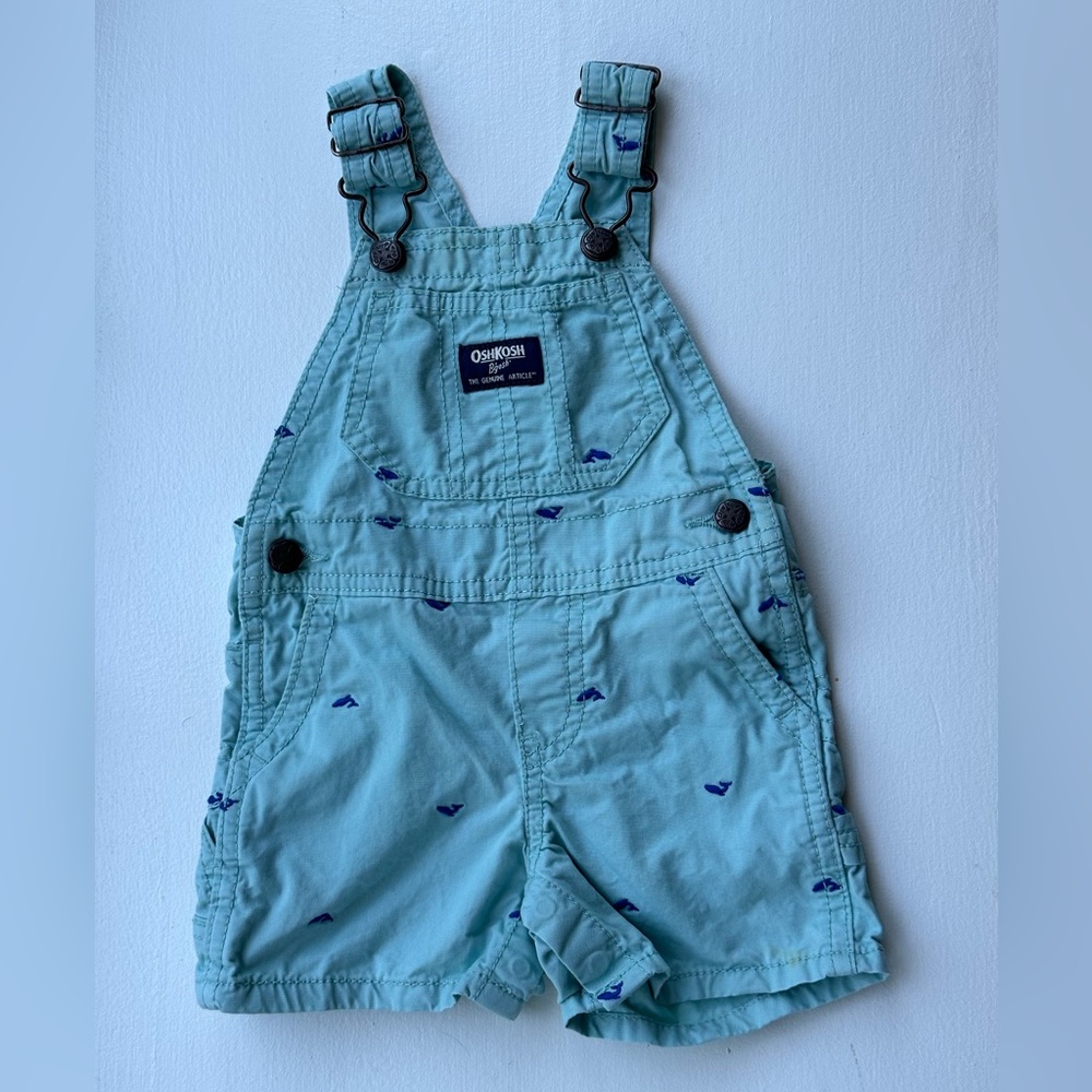 OshKosh B’gosh Light Green Whale Shortall Overalls size 9 months